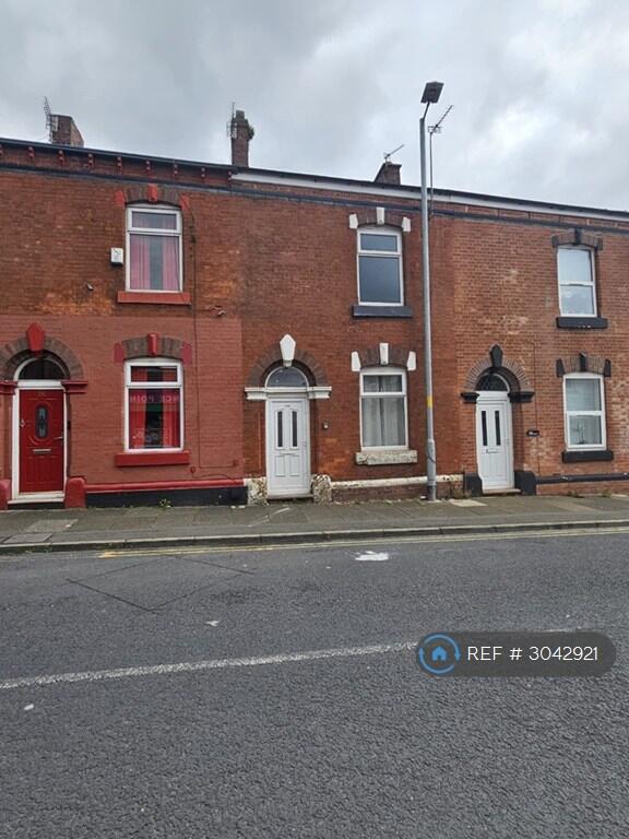 Main image of property: Whiteacre Road, Ashton-Under-Lyne, OL6