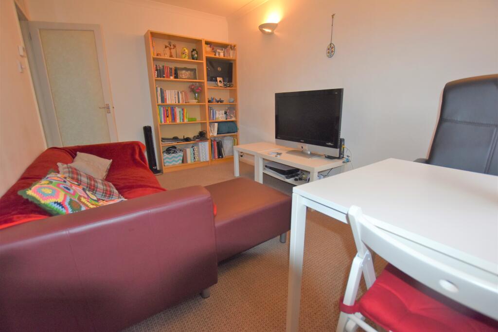 Apartment in London - View 5