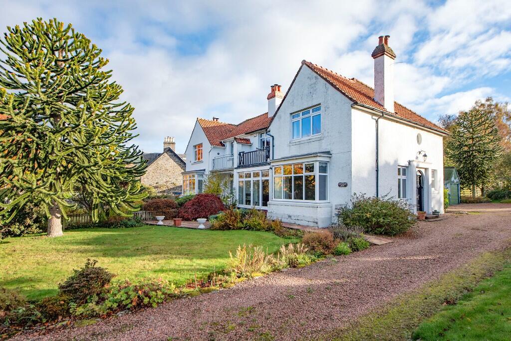 3-bed semi-detached on Freiceadan Dubh, Taybridge Drive, Aberfeldy, PH15 2BP, £450,000
