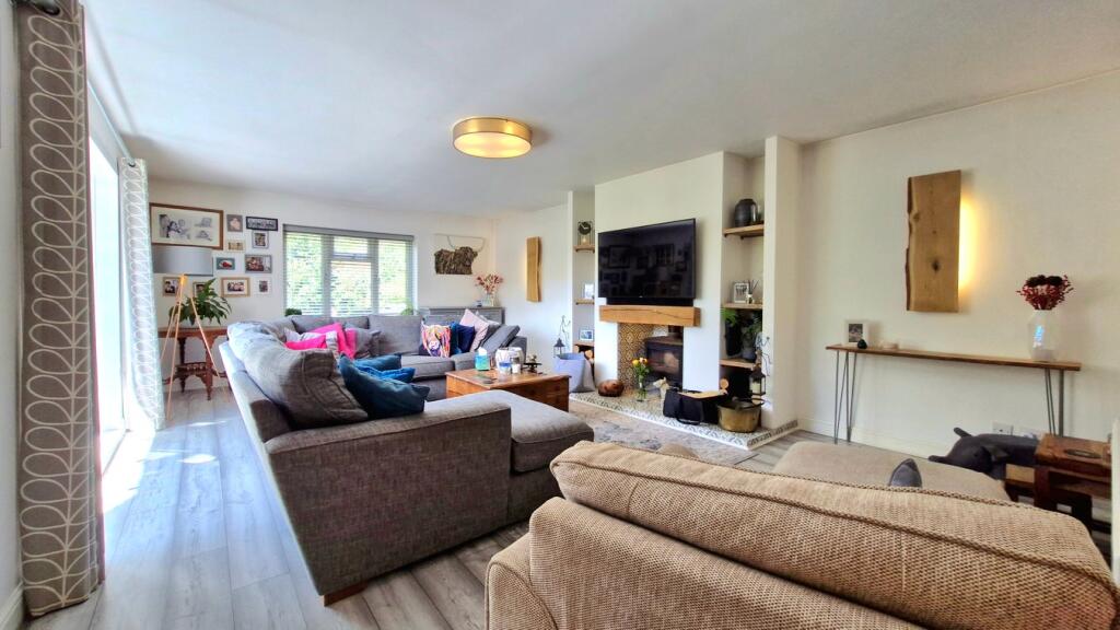Eastgate, DEEPING ST JAMES, PE6 - View 6