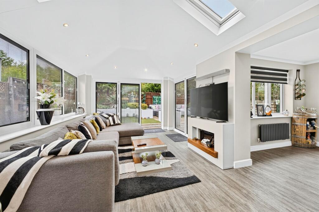 House in Northampton - More