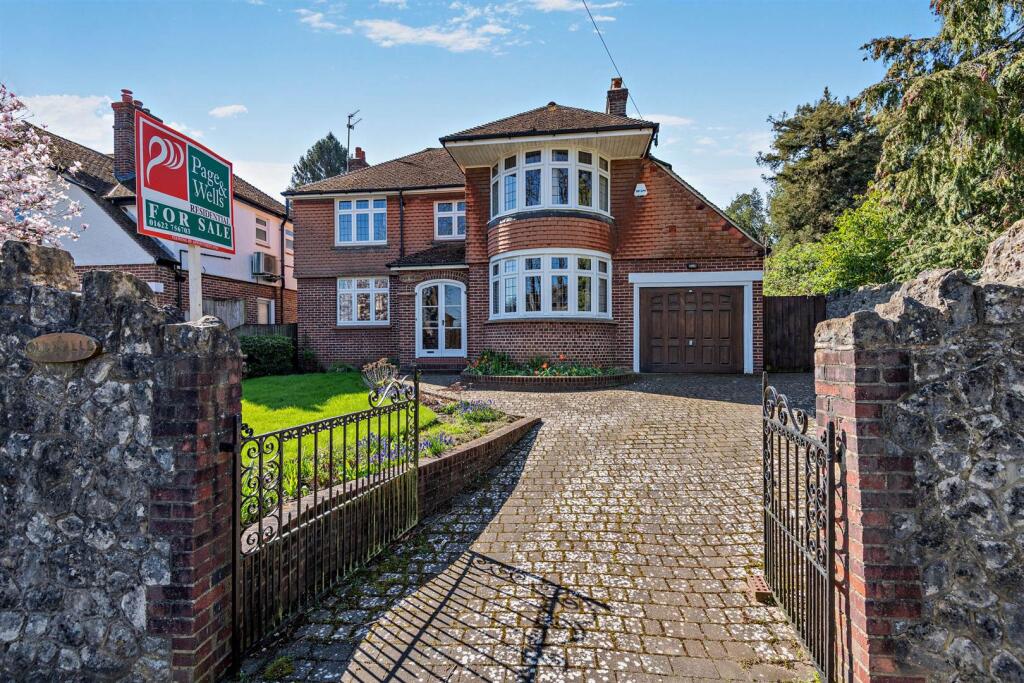 Main image of property: Queens Avenue, Maidstone