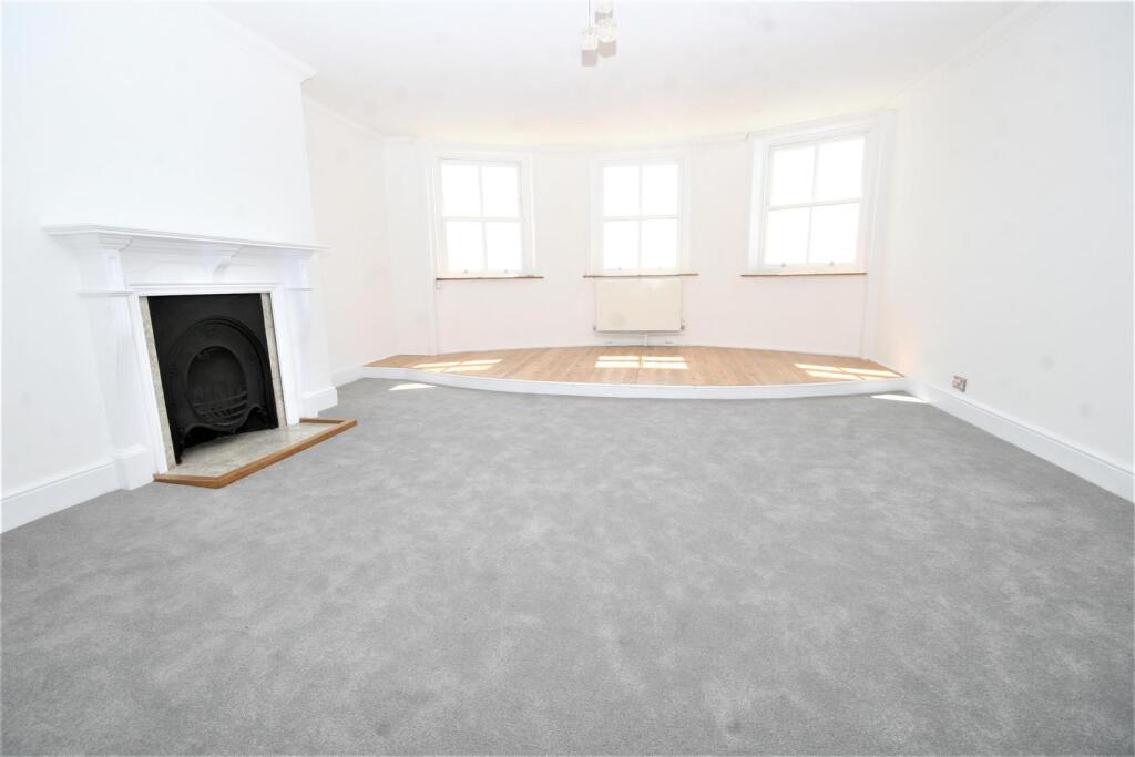 3-bed flat on 2-3 Clarendon Terrace, Brighton, £450,000