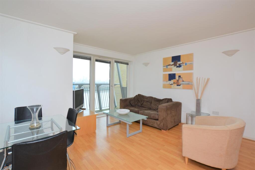 Main image of property: Seacon Tower, 5 Hutchings Street, E14