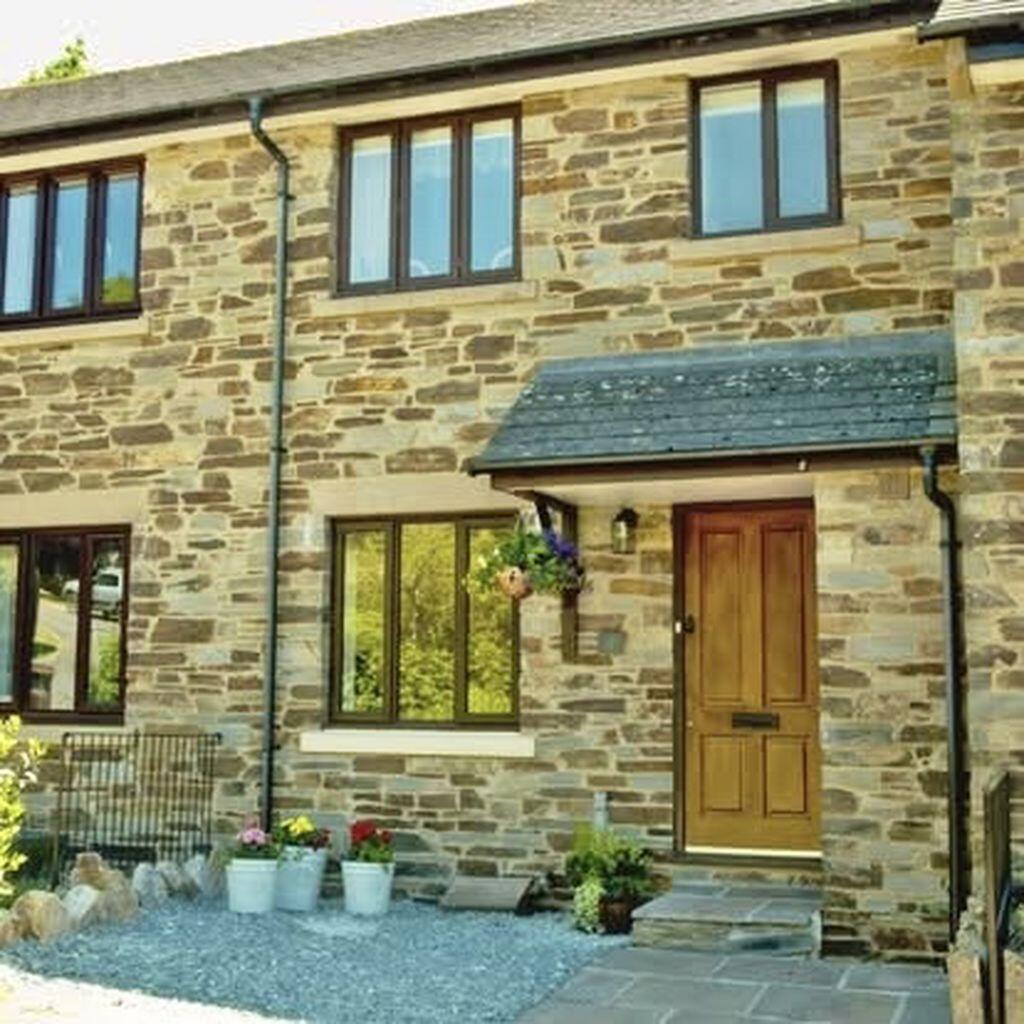 Main image of property: Halwell