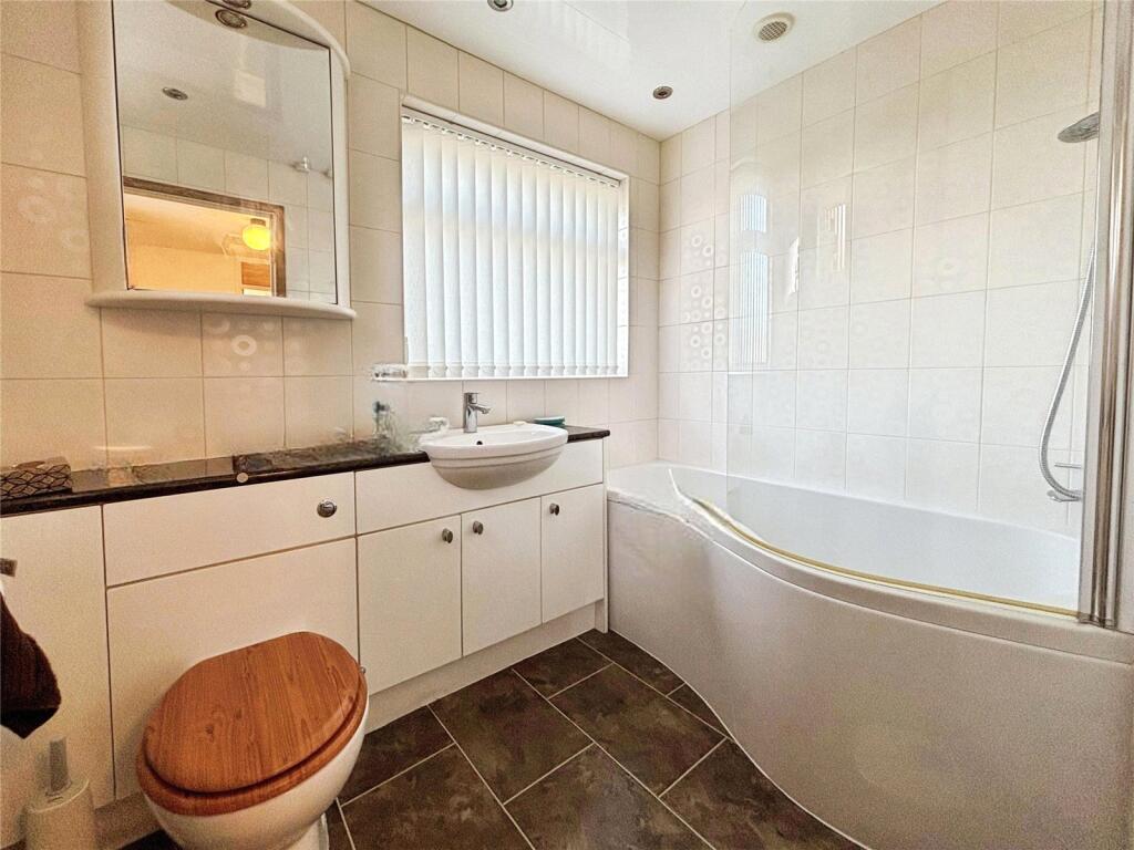 Ravenswood Drive, Auckley, Doncaster, South Yorkshire, DN9 photo 4