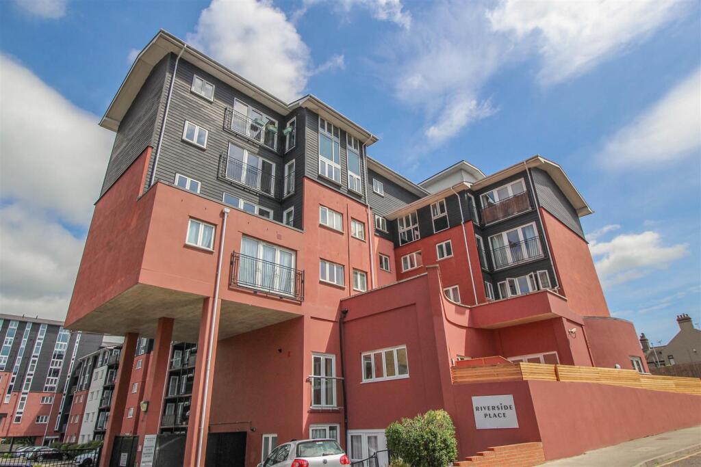 Main image of property: Lower Southend Road