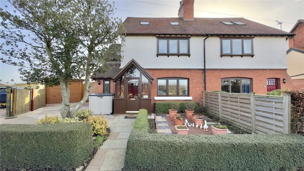 Main image of property: Red Cottages, Mill Lane, Willaston, Cheshire, CH64