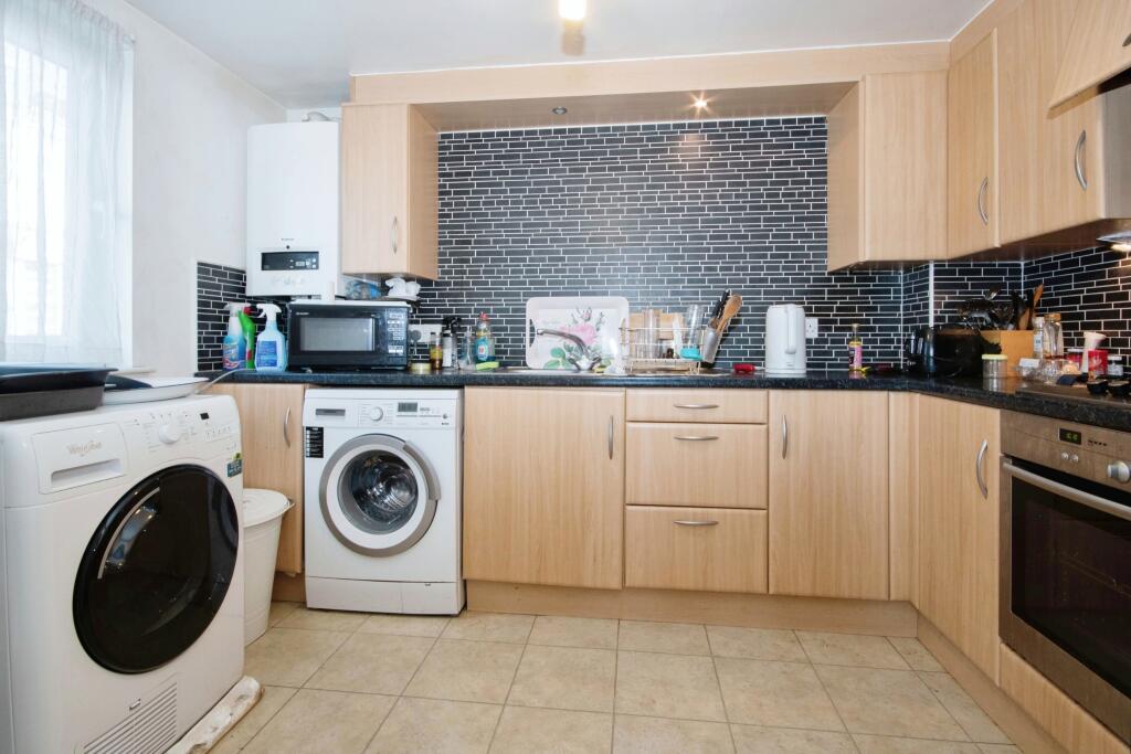 Apartment in Aberdeen, Rosemount, Rosemount and Mile End - View 4