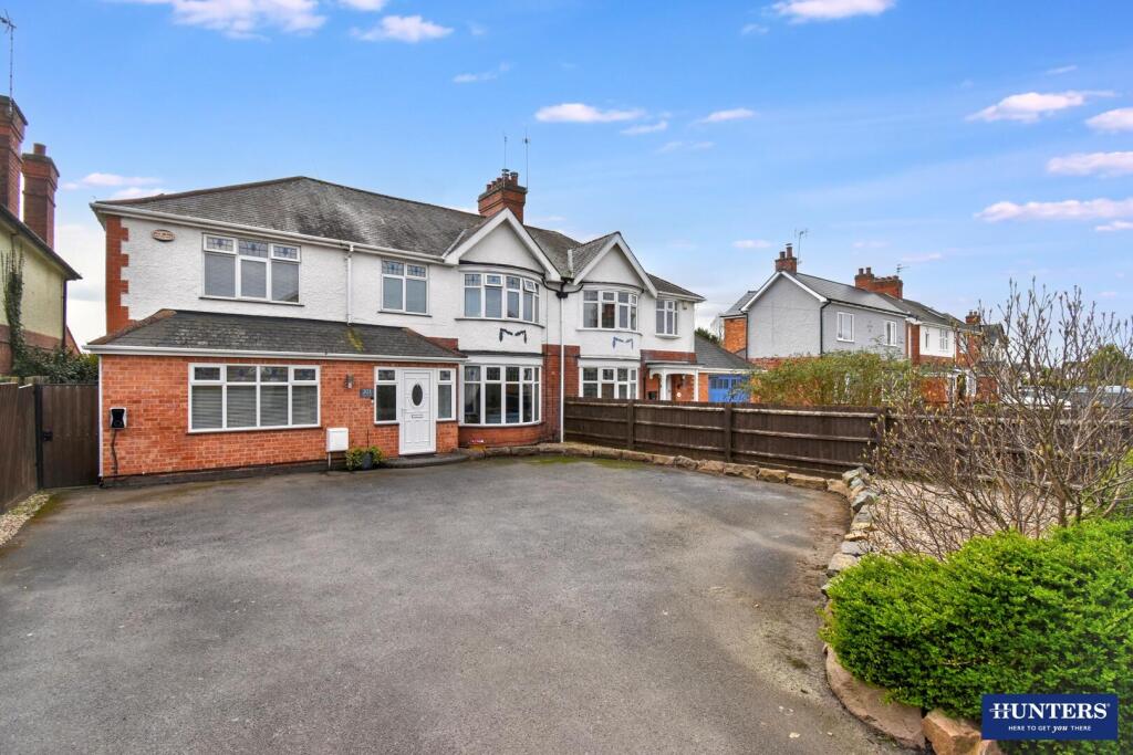 Main image of property: Little Glen Road, Glen Parva, Leicester