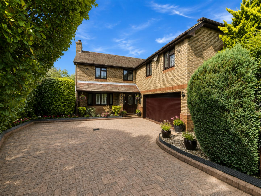 House in Milton Keynes - View 2