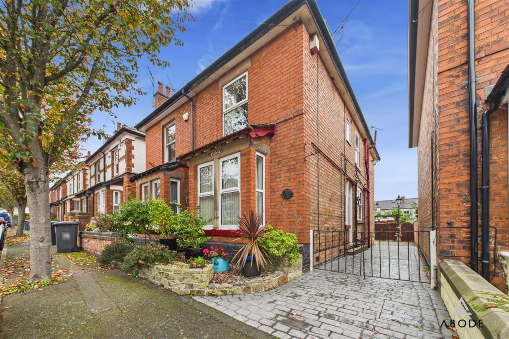 Main image of property: Wade Avenue, Littleover, Derby