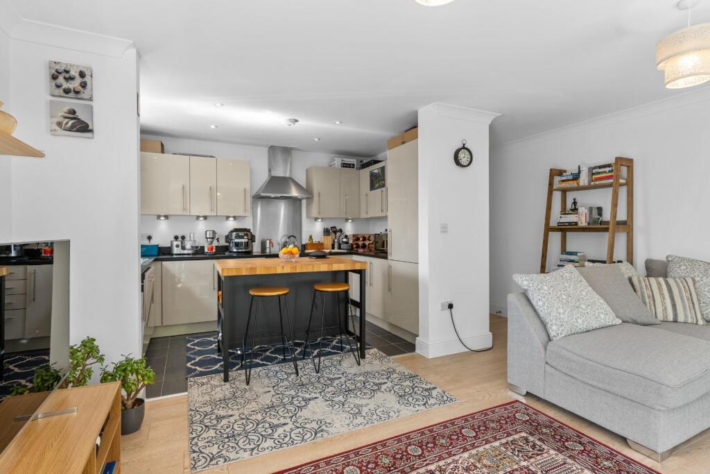 Apartment in Coventry - View 2