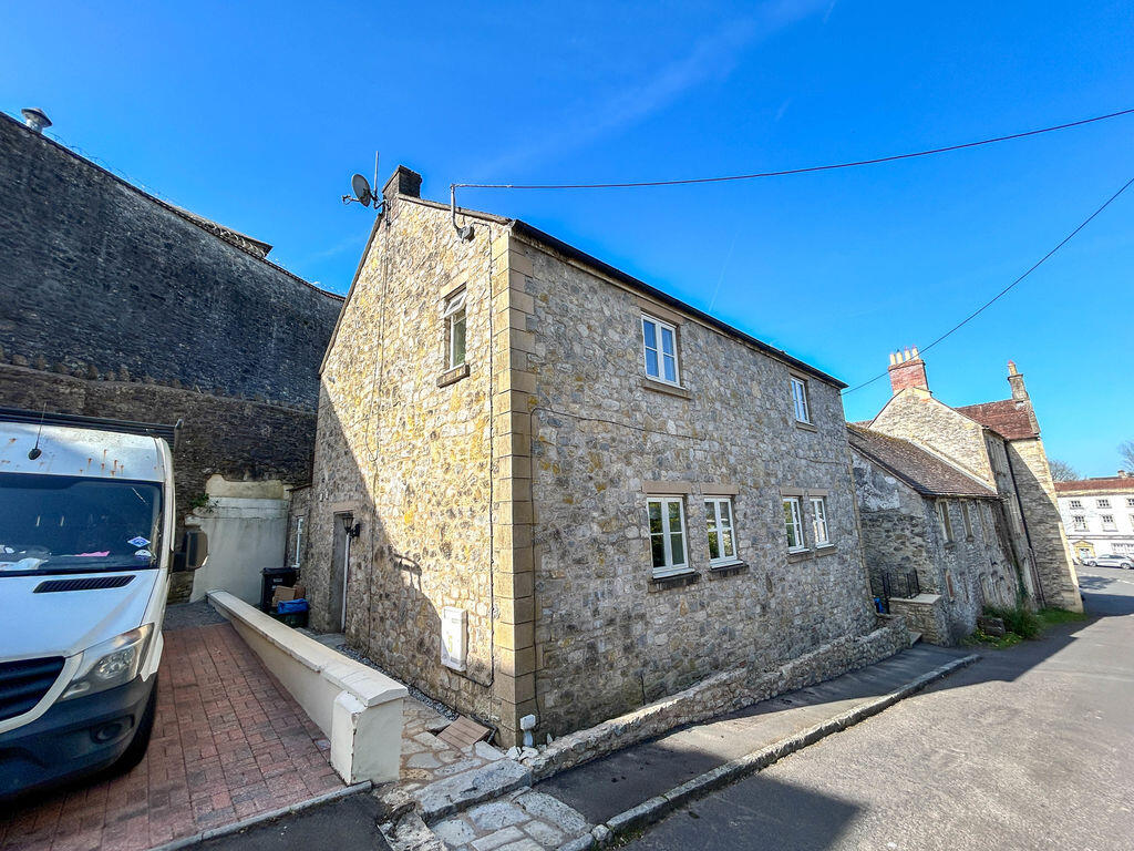 Main image of property: Cornhill, Shepton Mallet