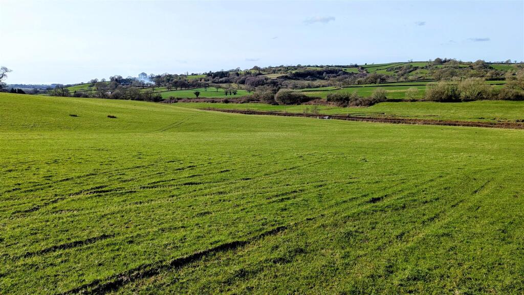 Main image of property: Crewkerne