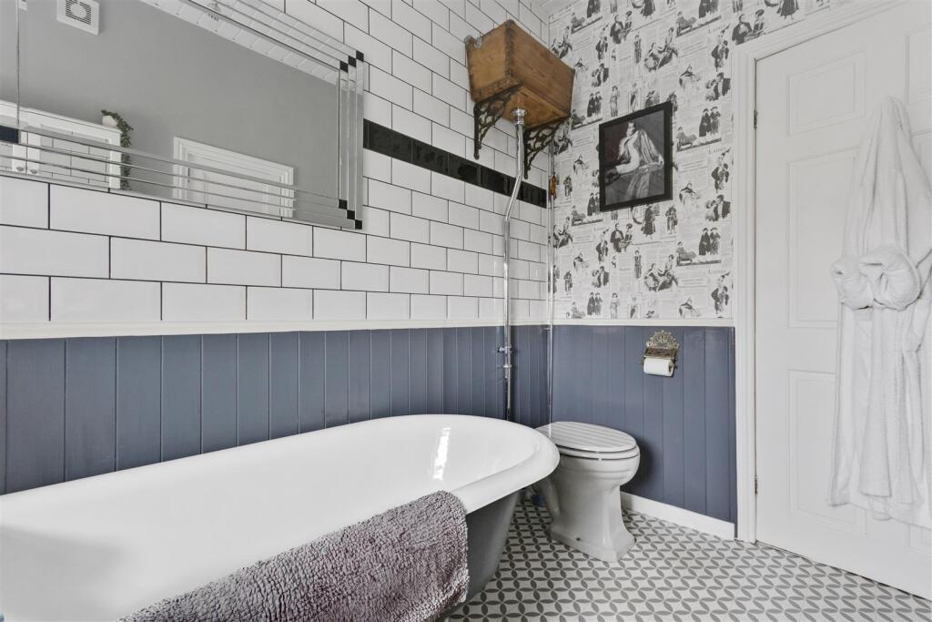 Additional image 13 of Wrose Road, Bradford