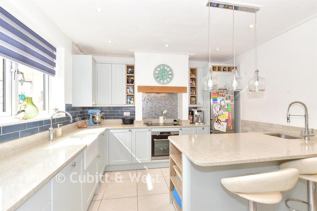 Main image of property: Ventnor Road, Southsea, Hampshire