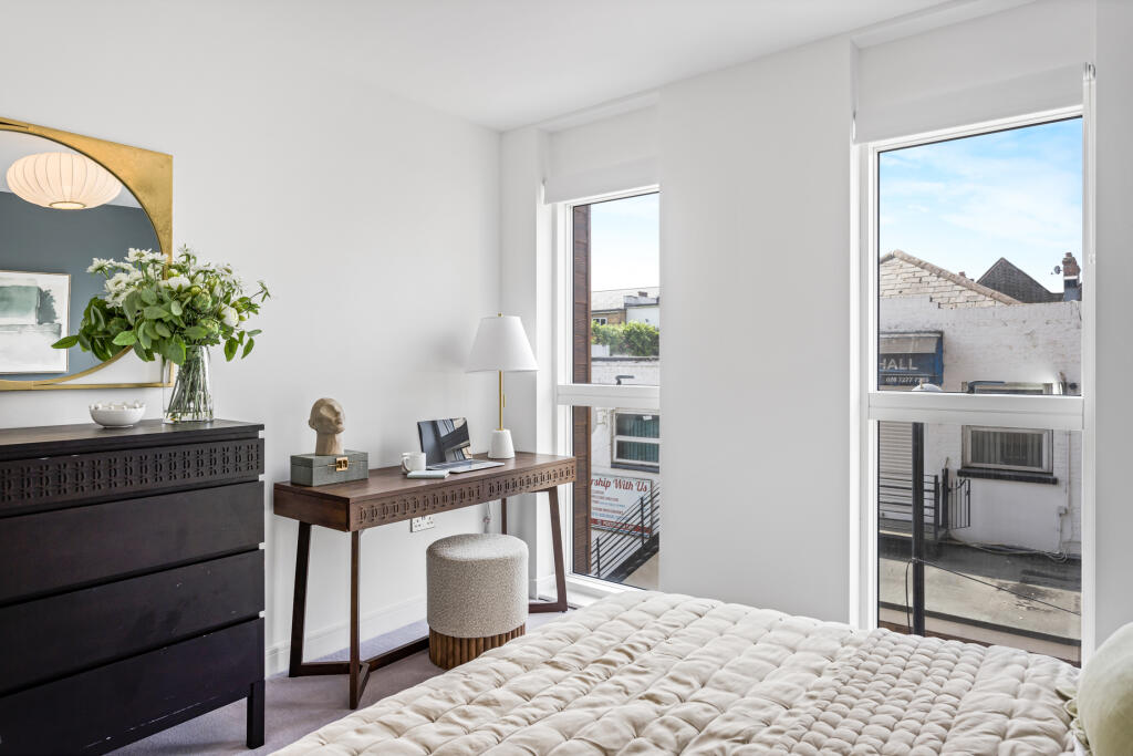 Apartment in London - View 4