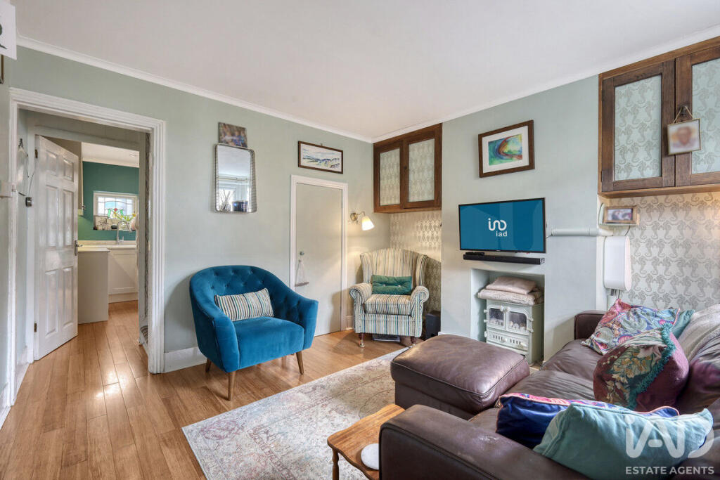 House in Bishop's Stortford, Hockerill - View 4