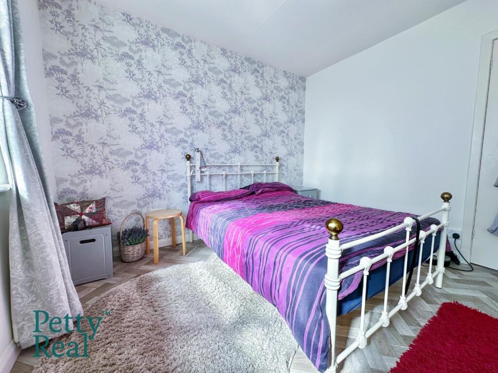 Additional image 19 of Wheatley Lane Road, Fence