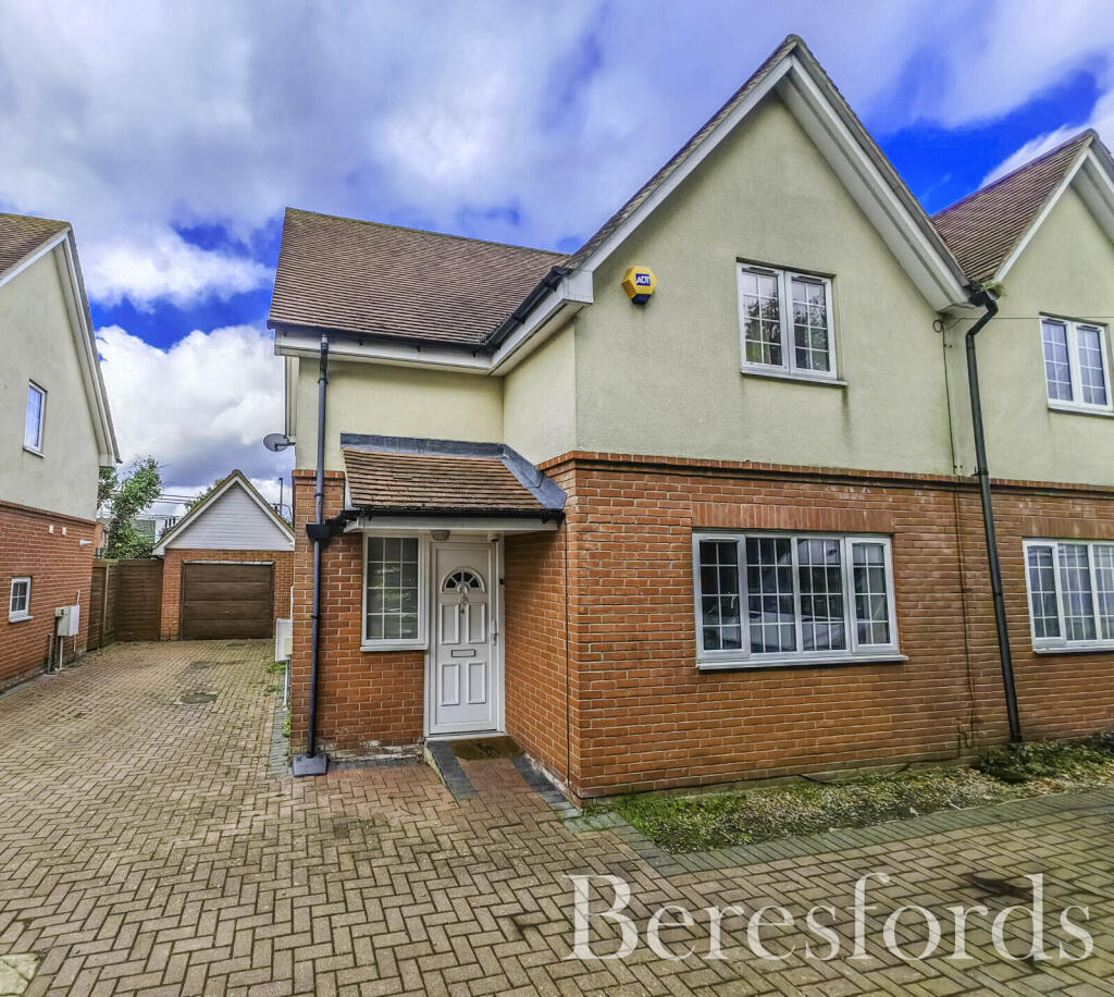 Main image of property: Gosbecks View, Colchester, CO2