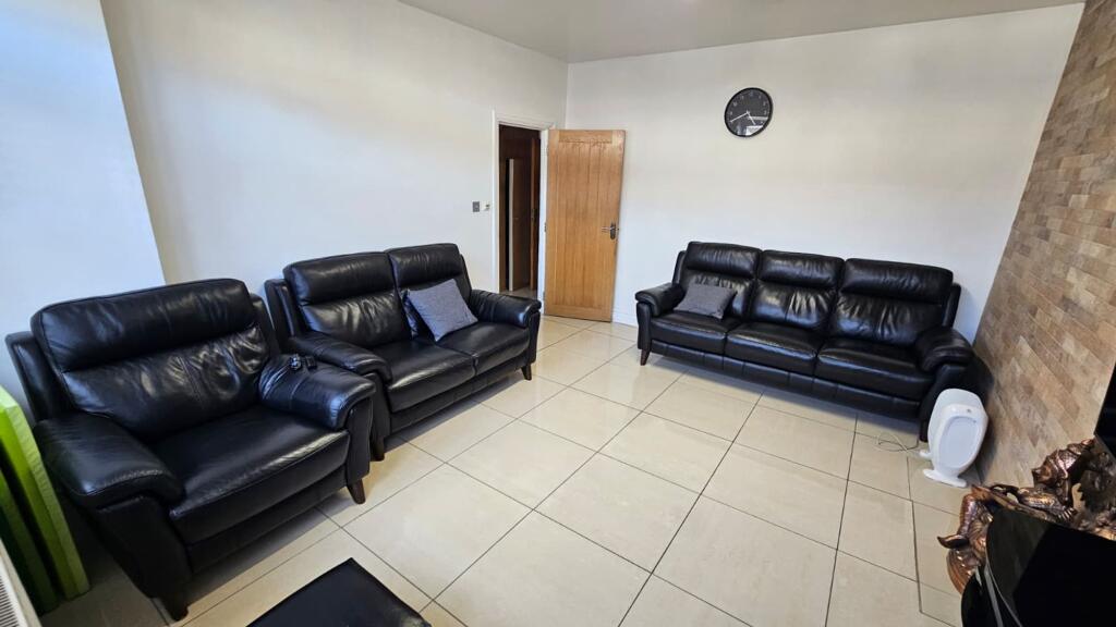 Main image of property: Streatham Vale, London, SW16