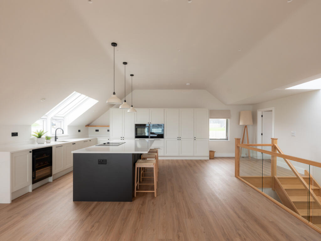 House in Plymouth, Cornwall - More