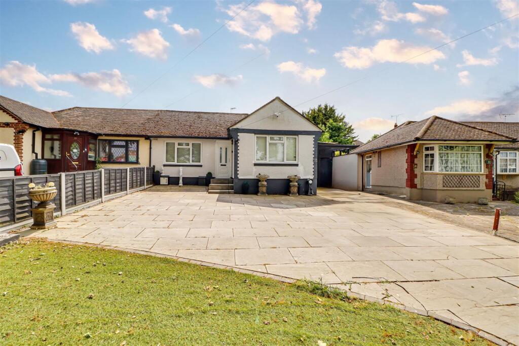 Main image of property: Eastwood Old Road, Leigh-On-Sea