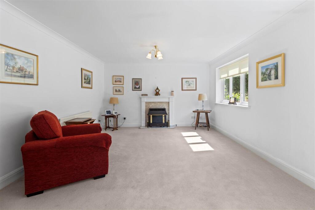 Princess Drive, Seaford photo 5