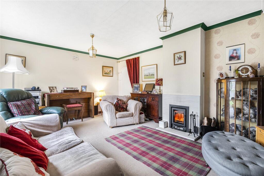 Penley Close, Chinnor, Oxfordshire, OX39 photo 4