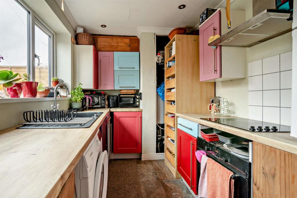 House in York - View 3