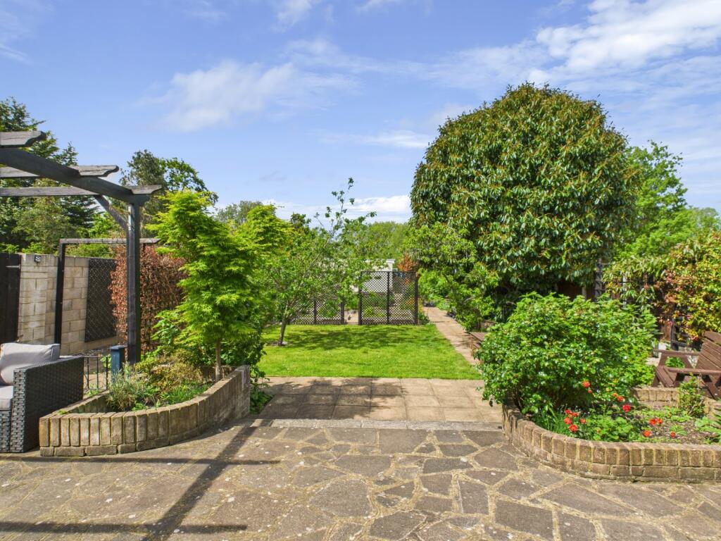 Main image of property: Coppermill Road, Wraysbury, Berkshire, TW19