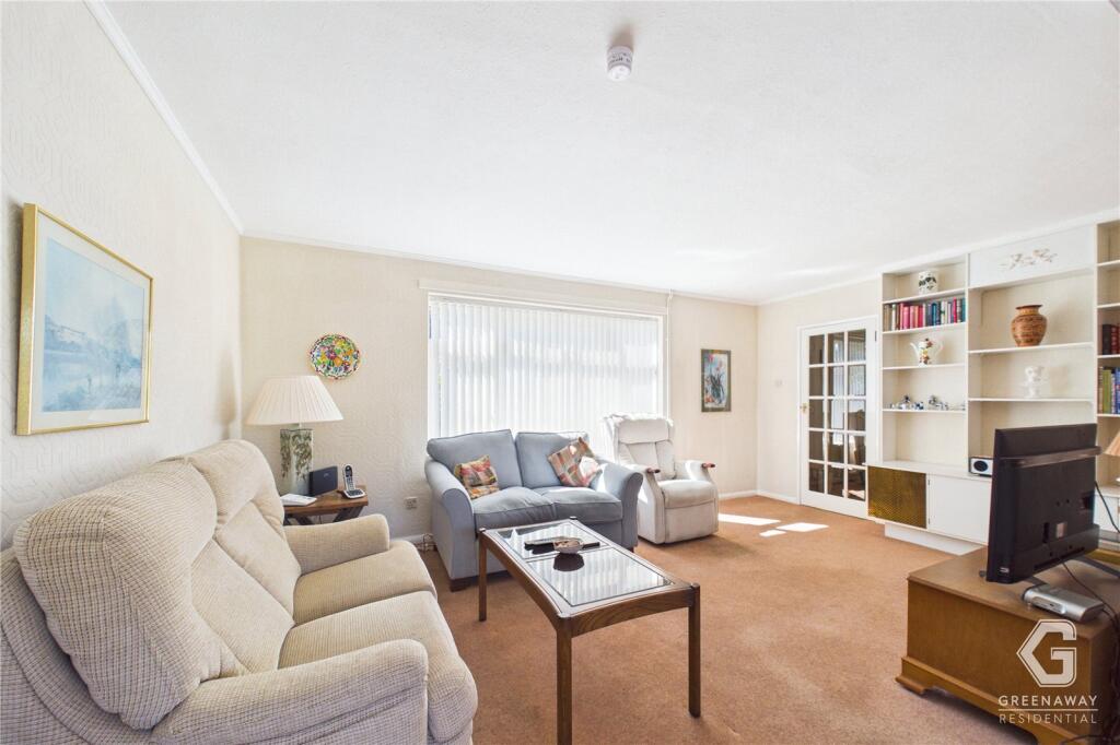 Ewhurst Road, West Green, Crawley, West Sussex, RH11 photo 4