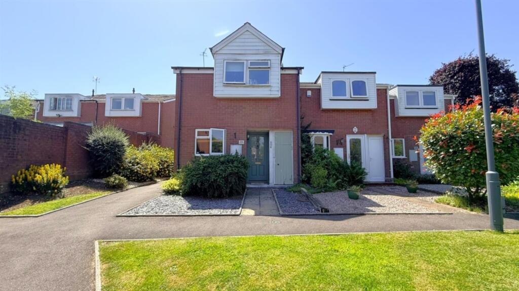 Main image of property: The Fairway, Kings Norton, Birmingham