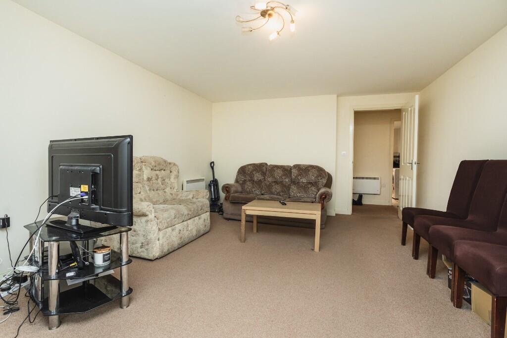 Elmroyd Court, Penistone, S36 photo 4