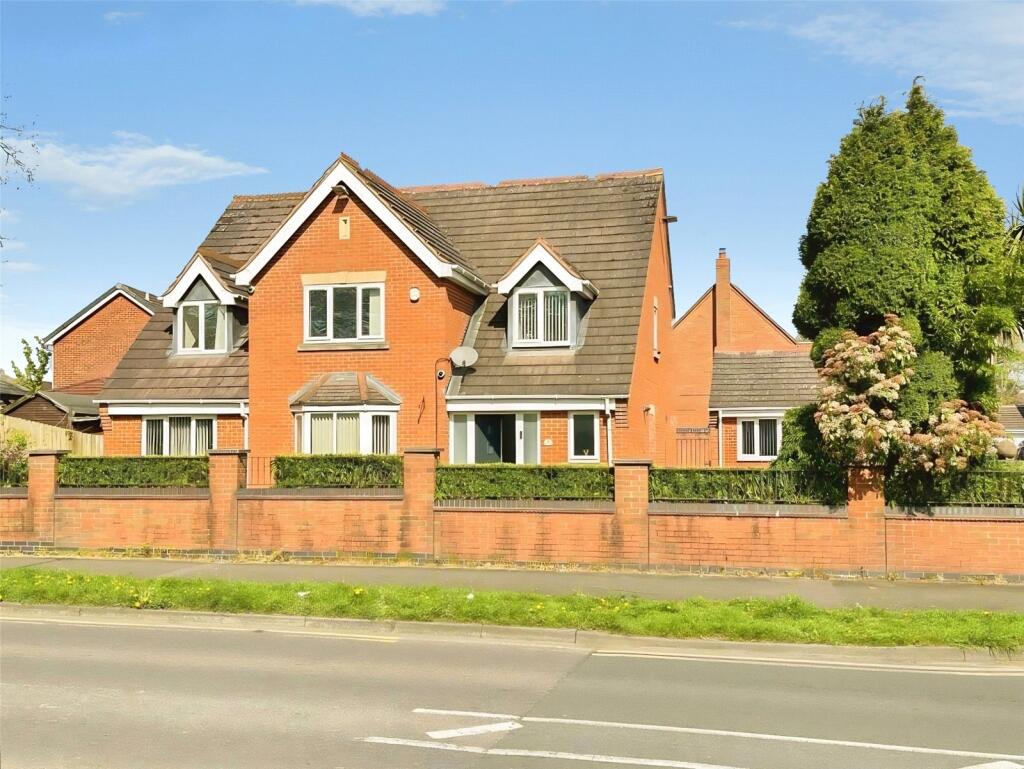 Main image of property: The Garlands, Wolverhampton, West Midlands, WV11