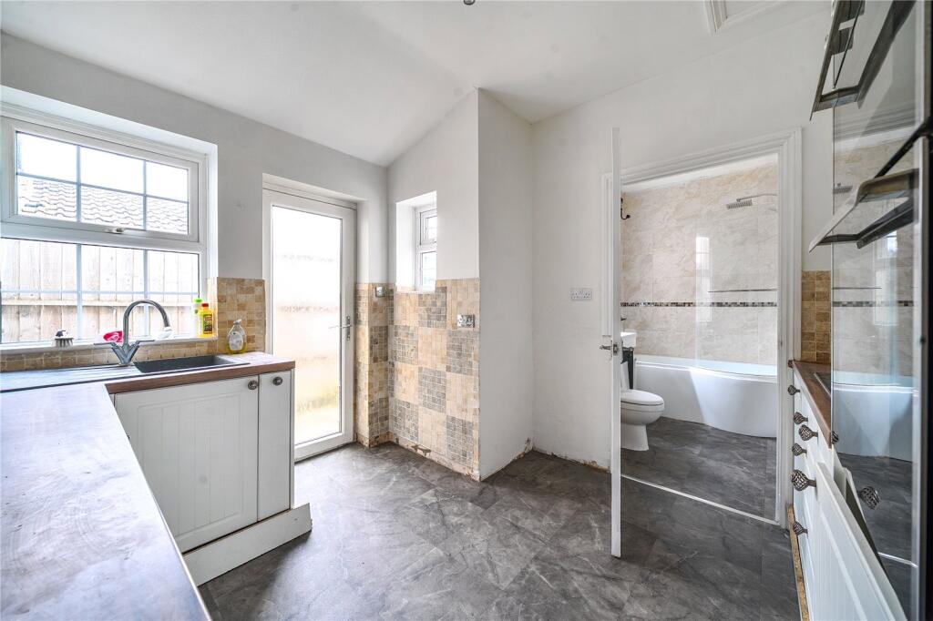 House in Chard, Somerset - View 5