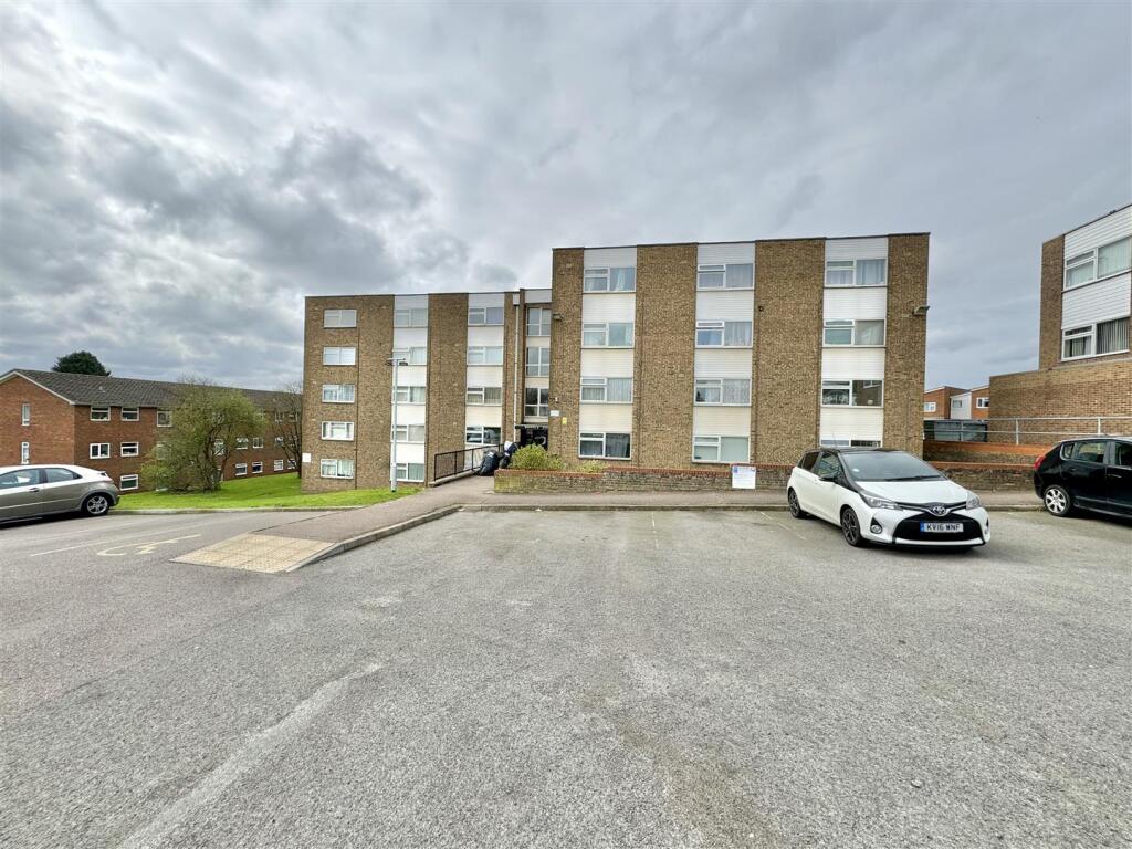 Main image of property: Burfield Court, Handcross Road, LU2 8JY