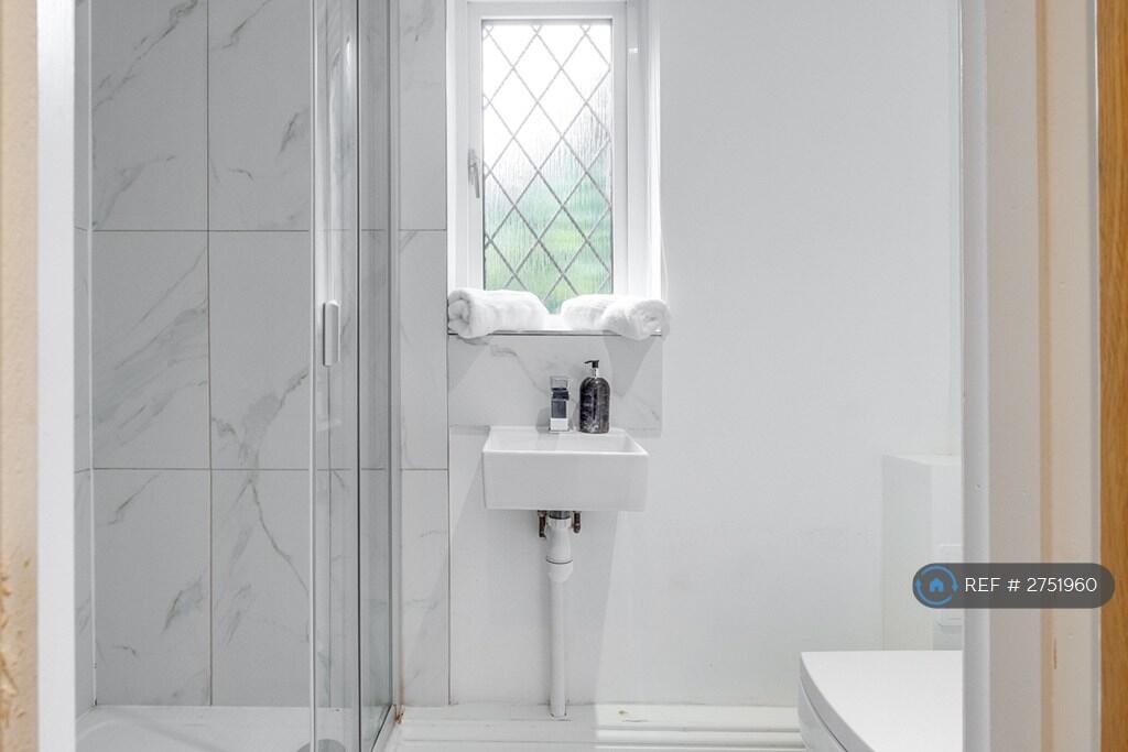 Additional image 14 of Darby Drive, Welwyn, AL6