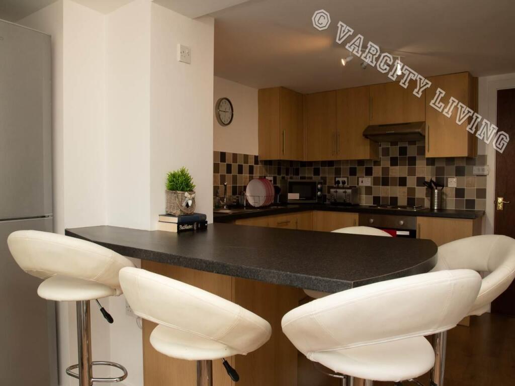 House in Bangor, Gwynedd - View 2