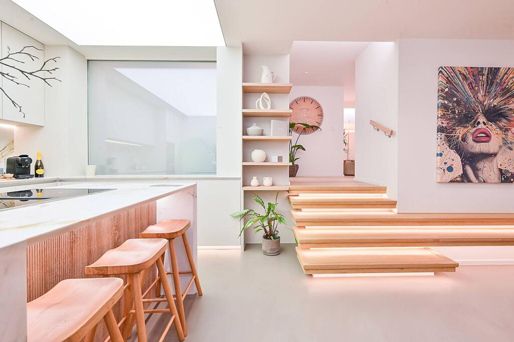 Main image of property: Barrel Yard, Hammersmith, London, W6