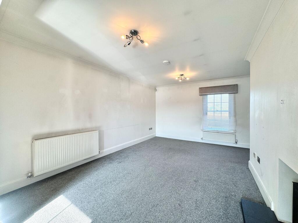 Apartment in Kilmarnock, East Ayrshire - View 4