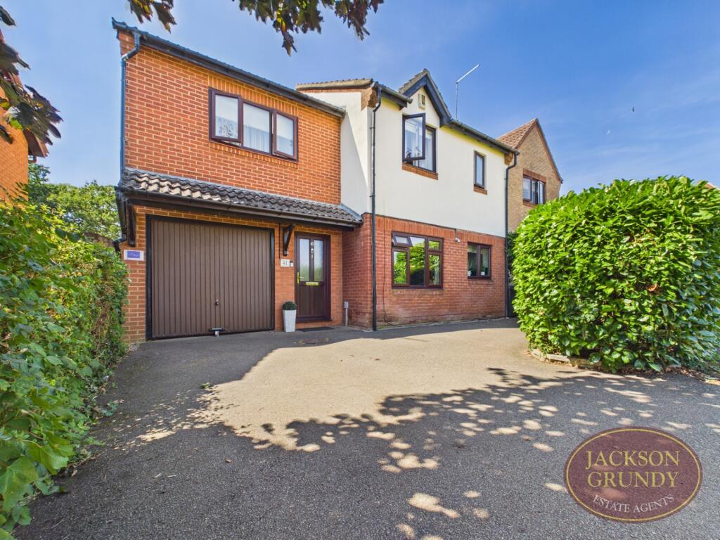 Main image of property: Barn Owl Close, East Hunsbury, NN4 0UA