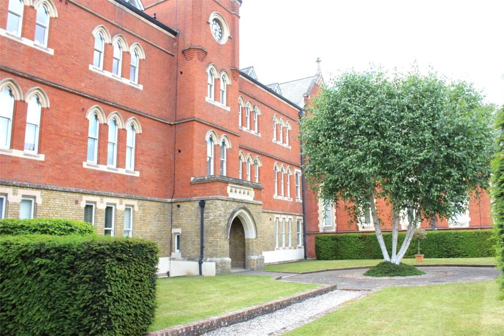 Main image of property: Farnborough Road, Farnborough, Hampshire, GU14