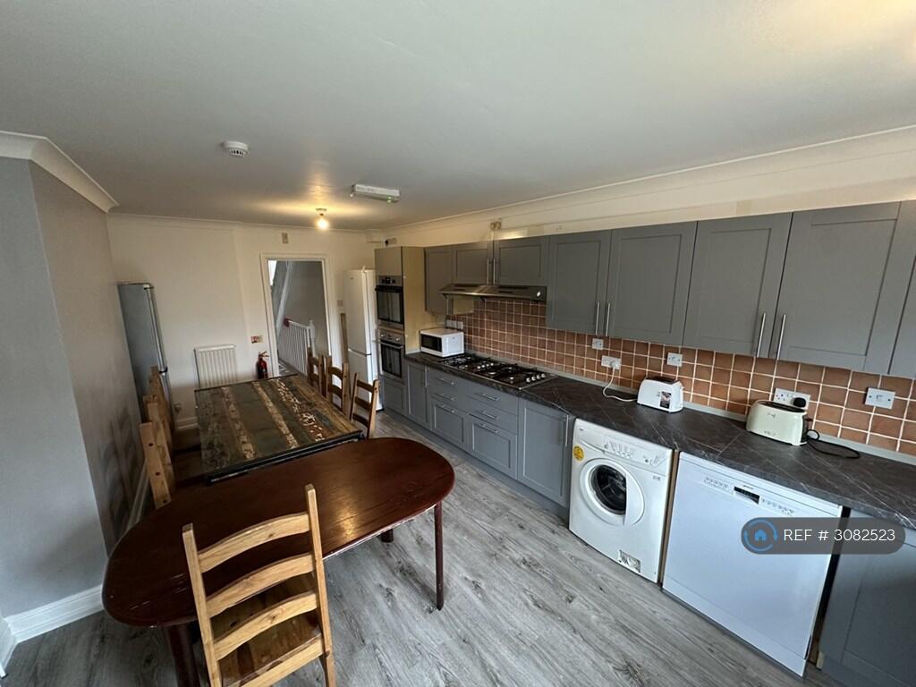 Main image of property: Brighton Grove, Manchester, M14