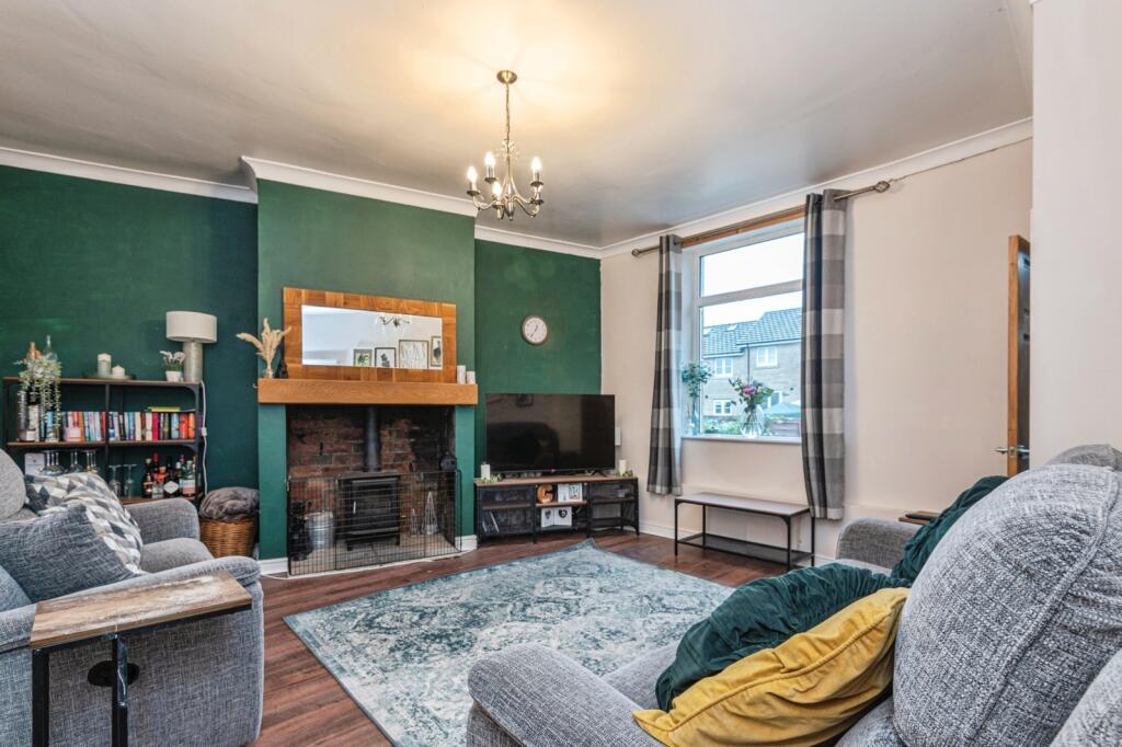 Main image of property: Boxs Buildings, Batley, West Yorkshire, WF17