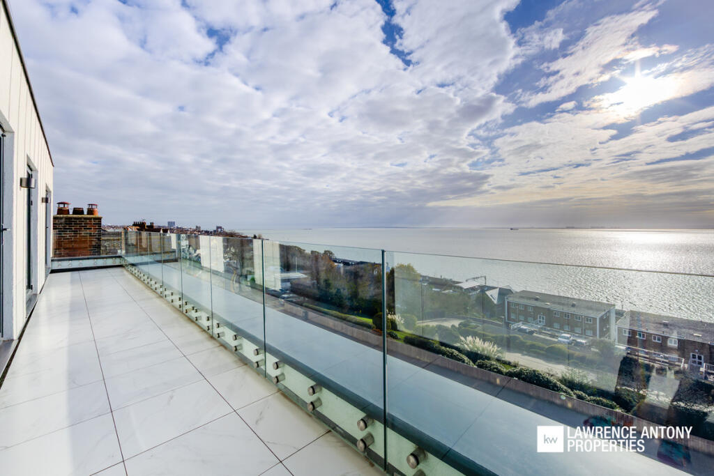 Main image of property: Grand Parade, Leigh-on-Sea, SS9
