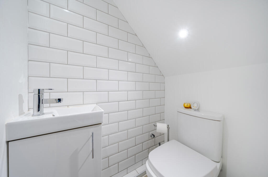 House in London - View 4