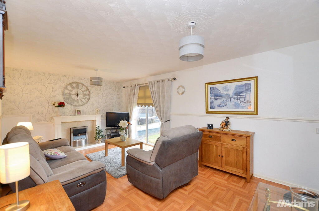 Heysham Close, Runcorn photo 4