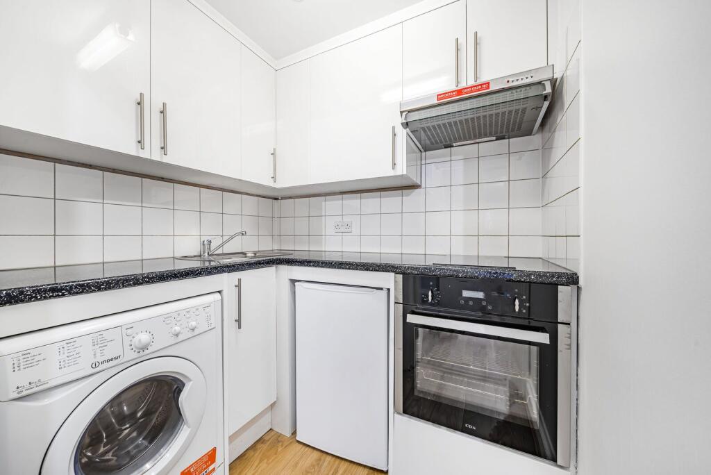 LEXHAM GARDENS, South Kensington, London, W8 – pohled 4